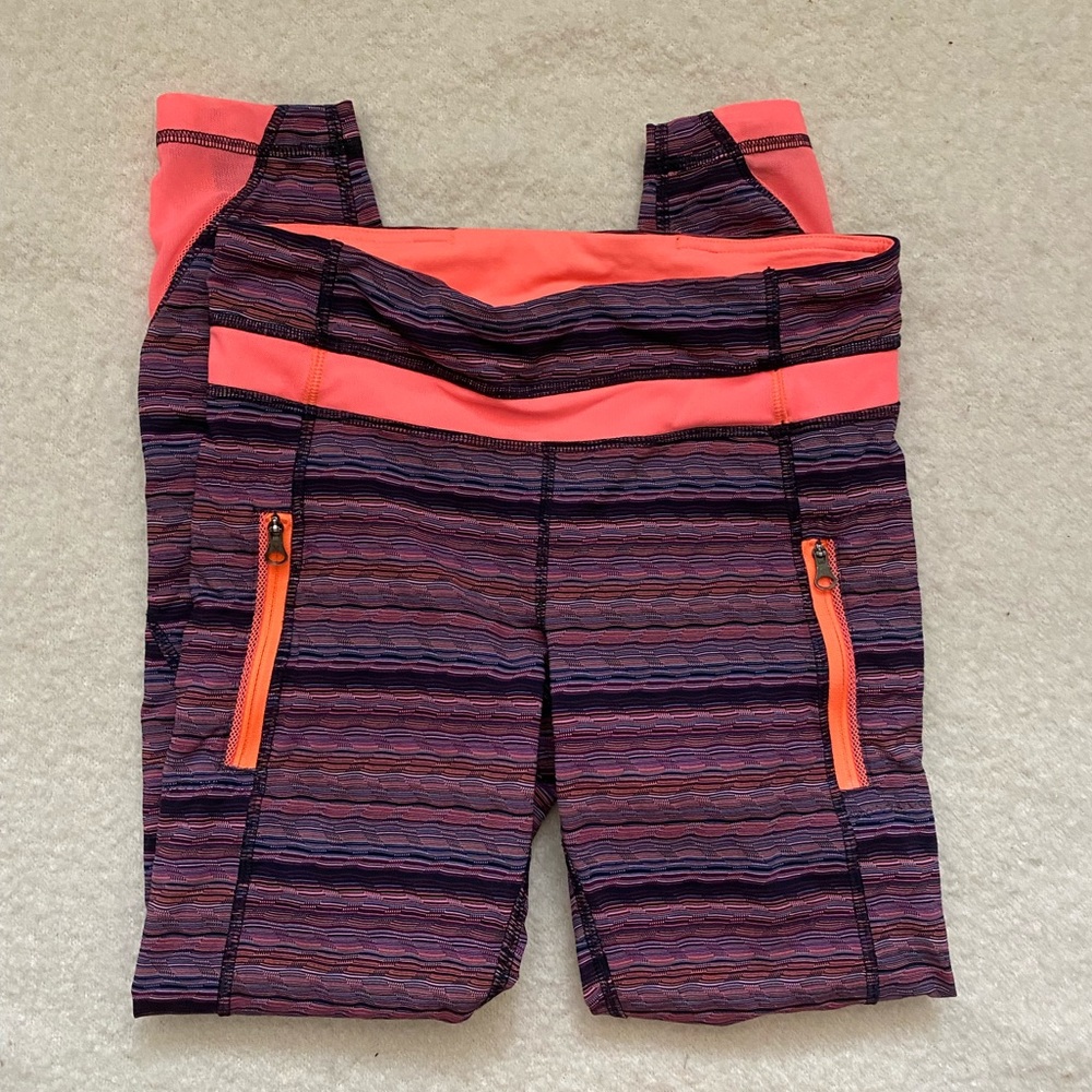 Lululemon women’s leggings size 6